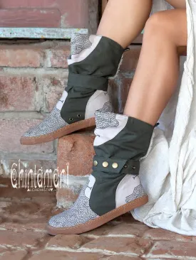 Cotton Canvas Vegan Boots / High Shoes with Shipibo Print / Unisex Grey