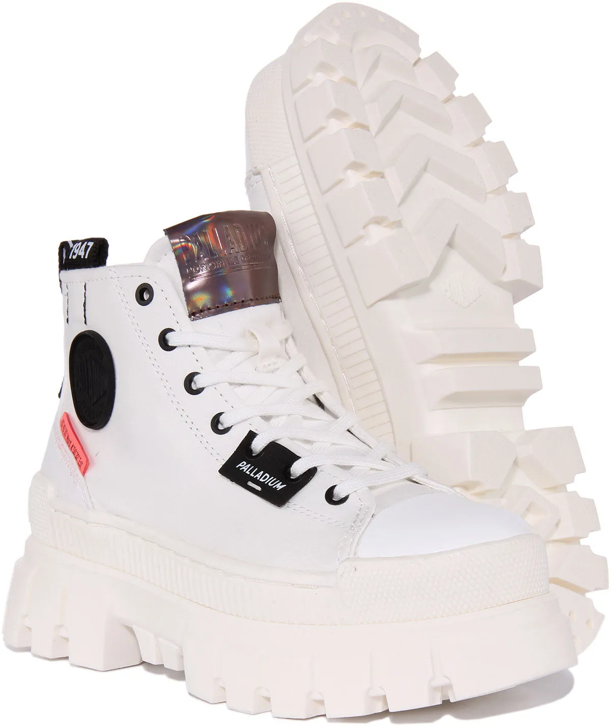 Palladium Revolt Boot Tx In White For Women